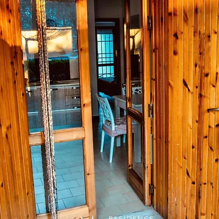 Sunbeam Aparthotel 4*